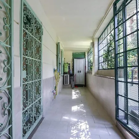 Pavillon D'angleterre Au Coeur De La