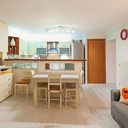 Pavillon D'angleterre Au Cœur De La