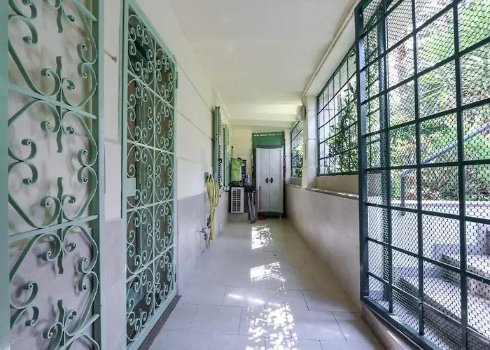 Pavillon D'angleterre Au Coeur De La