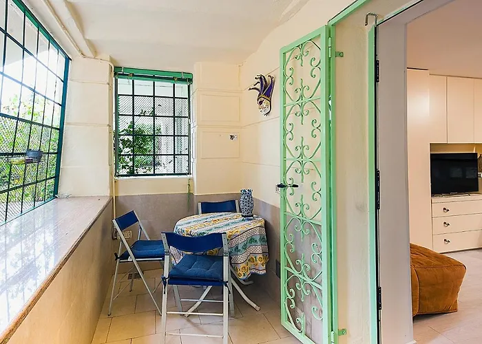 Pavillon D'angleterre Au Coeur De La Apartmán