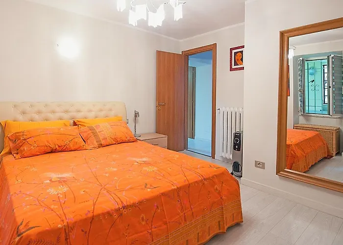 Pavillon D'angleterre Au Coeur De La 아파트