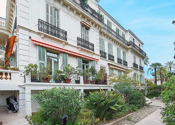 Pavillon D'angleterre Au Coeur De La Appartamento Mentone